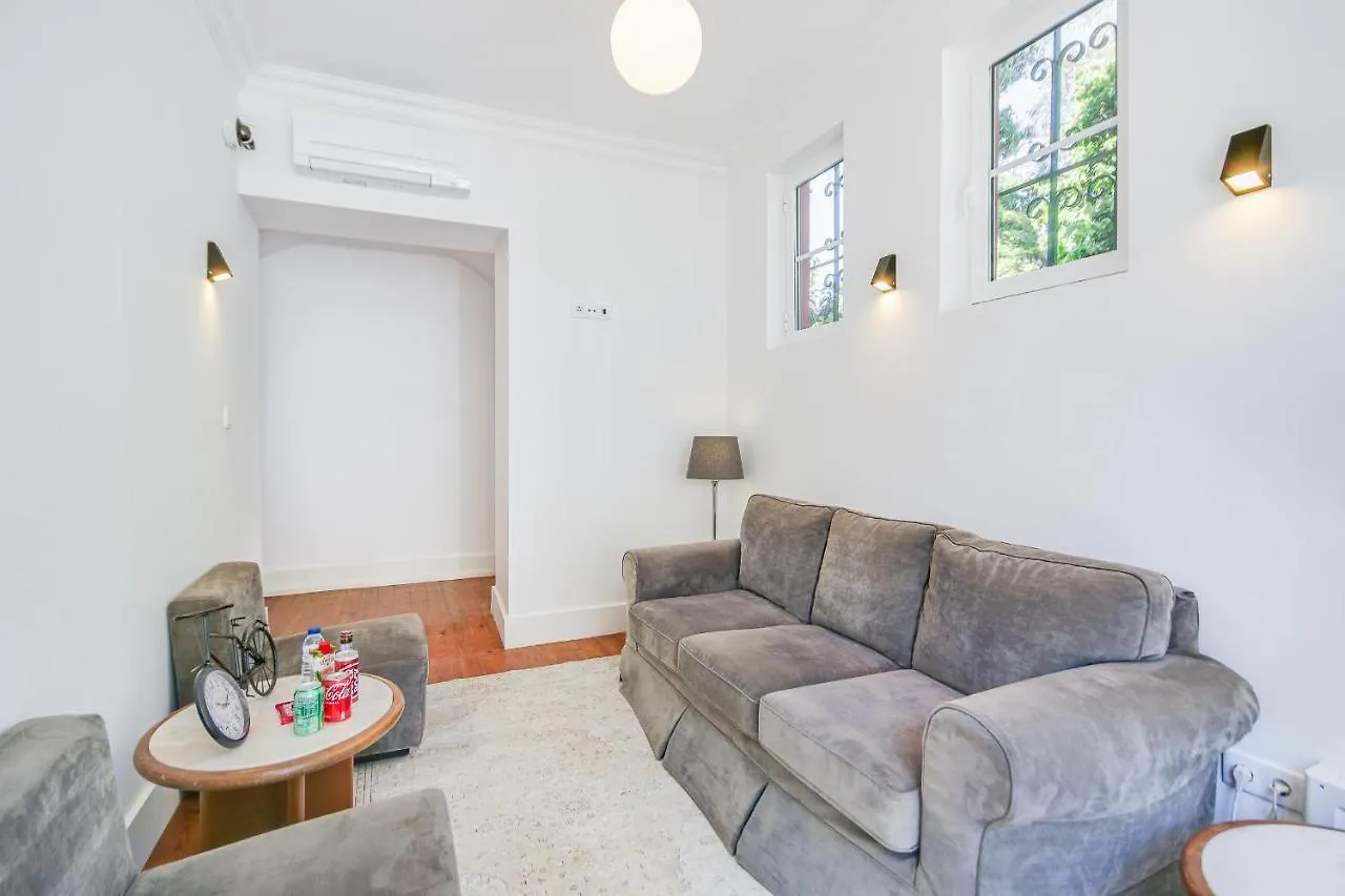 Alvalade Palace Lisbon Guest house